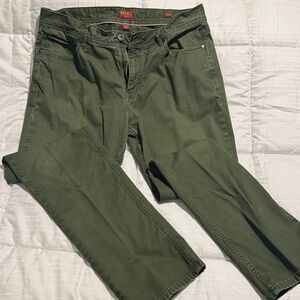 Red ale Men's Olive Chino Pants